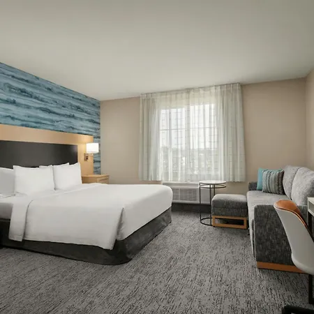 Towneplace Suites By Marriott San Diego Carlsbad / Vista Exterior photo